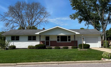 329 Walnut St, Sauk City, WI 53583