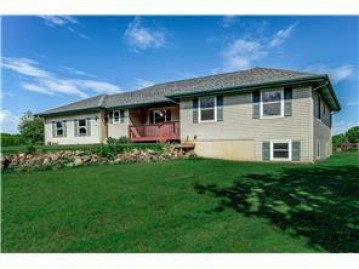 2139 Ravine Dr, Dresser, WI 54009