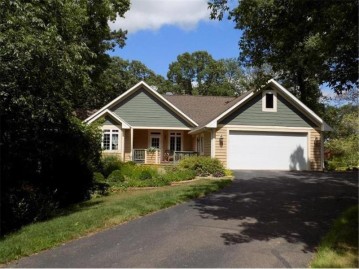 247 Saddle Ridge Ln, River Falls, WI 54022