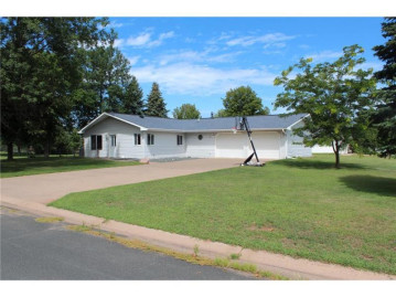 100 East Maple Cir, Grantsburg, WI 54840