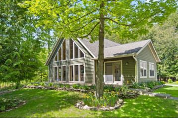 3872 Little Spring Rd, Fish Creek, WI 54212