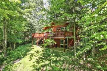 8059 East Bay Rd, Presque Isle, WI 54557