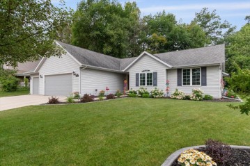 1838 Beechtree Rd, Howards Grove, WI 53083-1556