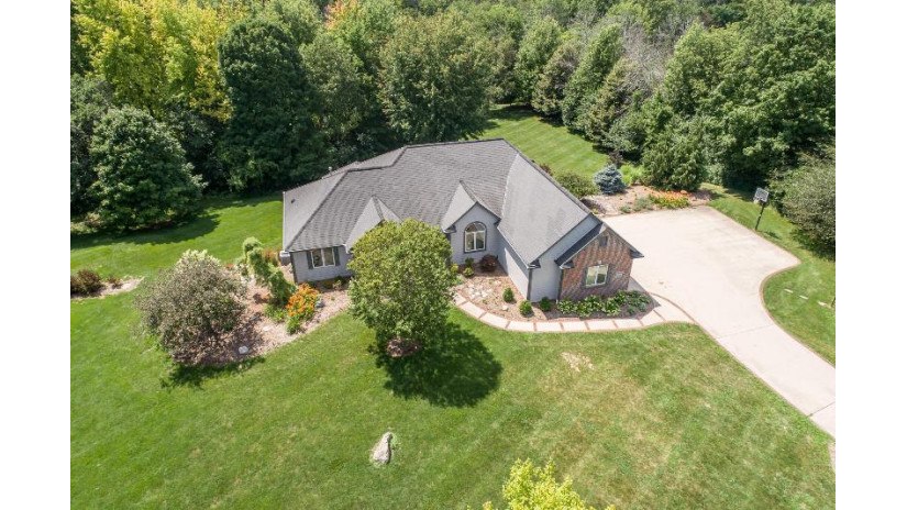 W232N9165 Wooded Ridge Trl Lisbon, WI 53089 by Keller Williams Realty-Lake Country $694,900