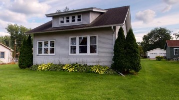 20593 W Ridge Ave, Galesville, WI 54630-8069