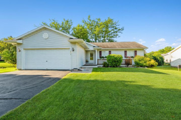 805 Devils Ln, Walworth, WI 53184-5854