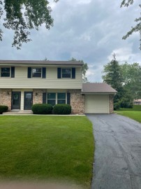 N110W15644 Weavers Ct, Germantown, WI 53022-4254