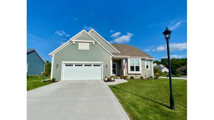 2850 Oakmont Dr East Troy, WI 53120 by Lake Country Flat Fee $434,900