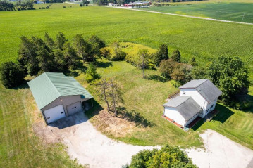 24209 Burmeister Rd, Norway, WI 53182