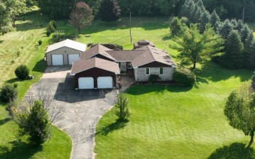 8767 312th Ave, Salem Lakes, WI 53105