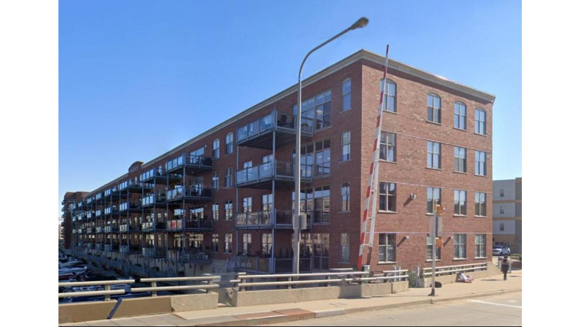 130 S Water St 301 Milwaukee, WI 53204 by Keller Williams Realty-Milwaukee North Shore $1,600,000