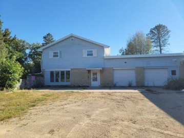 2111 Hummingbird Rd, Platteville, WI 53818