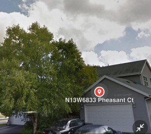 N13W6833 Pheasant Ct, Cedarburg, WI 53012