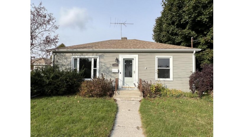 1502 S 24th St Manitowoc, WI 54220 by Coldwell Banker Real Estate Group~Manitowoc $99,000