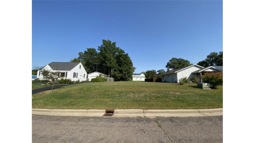 3120 Gala Street Eau Claire, WI 54703 by Donnellan Real Estate $29,900