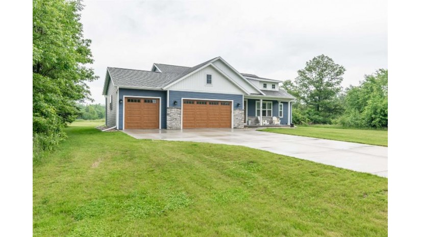 610 W Silverleaf Court Plover, WI 54467 by Resource One Realty, Llc - PREF: 920-217-2898 $464,900