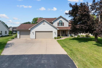 3111 Sun Valley Court, Grand Chute, WI 54911