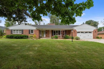 191 Arbor Lane, Allouez, WI 54301