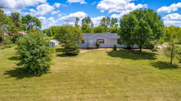 W9688 Erdine Lane, Dale, WI 54944