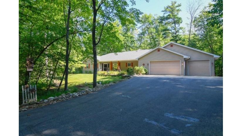 6307 Aspen Drive Little Suamico, WI 54171 by Berkshire Hathaway Hs Bay Area Realty $435,000