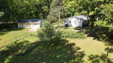 4623 Edgewater Beach Road, Scott, WI 54311