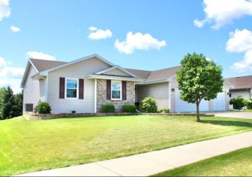 4639 Overlook Dr, Janesville, WI 53563