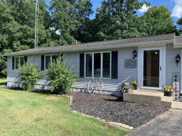 W4771 County Road G, Springvale, WI 53960