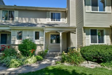 3064 Patty Ln 3064, Middleton, WI 53562