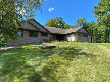 6101 Ladue Dr, Milton, WI 53563