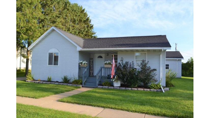 214 W Main St Camp Douglas, WI 54637 by First Choice Realty Of Tomah, Inc $147,900