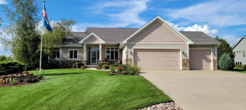 3004 Wyndwood Way, Bristol, WI 53590