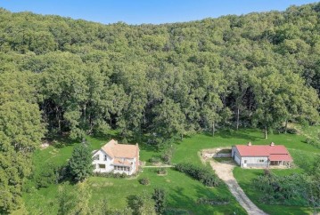 7428 County Road Y, Dane, WI 53555