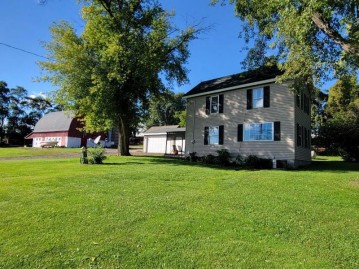 W3308 County Road X, Manchester, WI 53946