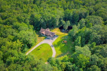 1656 Bear Creek Road, Stevens Point, WI 54481