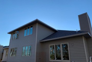 4452 Fairway Ln 32, Sturgeon Bay, WI 54235