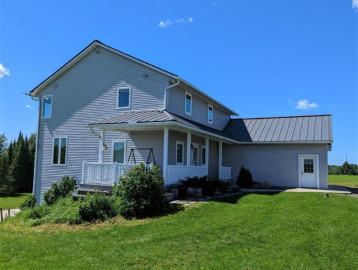 W5637 Colberg Rd, Ogema, WI 54459