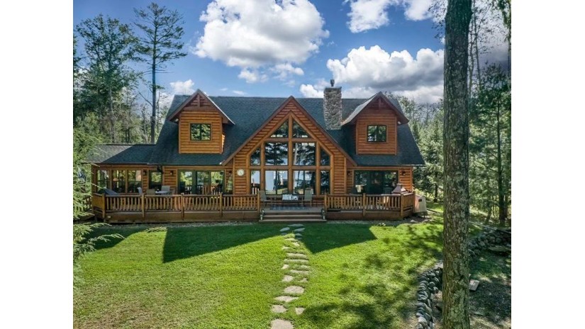 7603 Four Mile Creek Rd Three Lakes, WI 54562 by Re/Max Property Pros $1,595,000