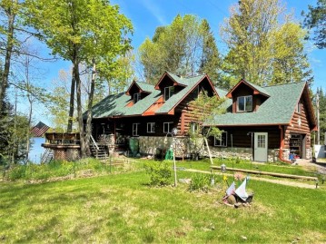 1044w Old Lodge Ln, Winter, WI 54896