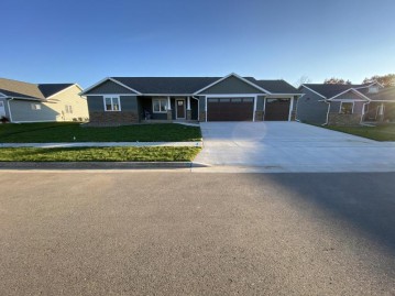 1932 Hudson St, Holmen, WI 54636