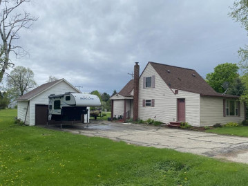 W497 County Road E, Green Valley, WI 54127-9425