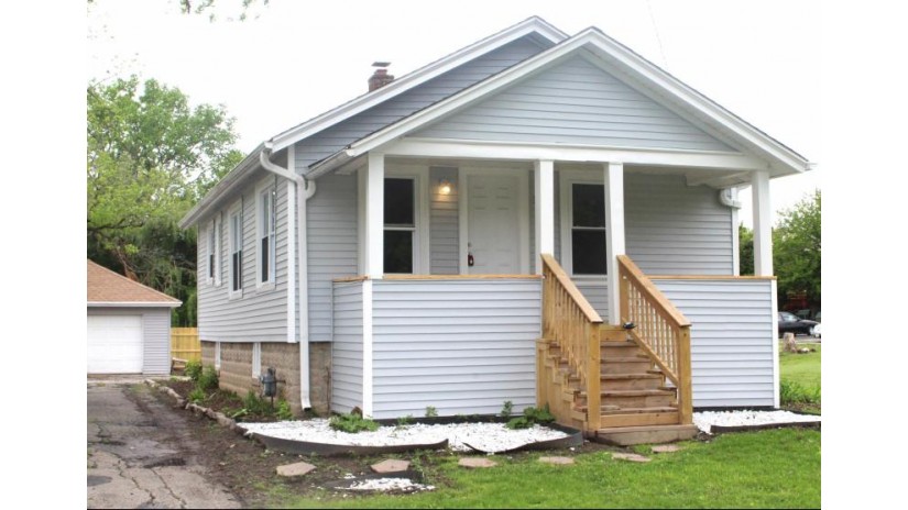 3133 S 84th St Milwaukee, WI 53227 by Homestead Realty, Inc $189,900