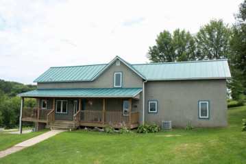 N442 Ten Mile Cir, Greenfield, WI 54623