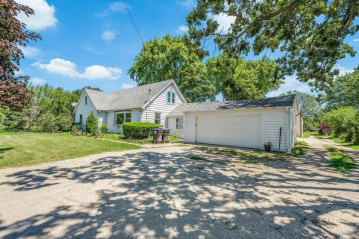 1333 88th Ave, Somers, WI 53144