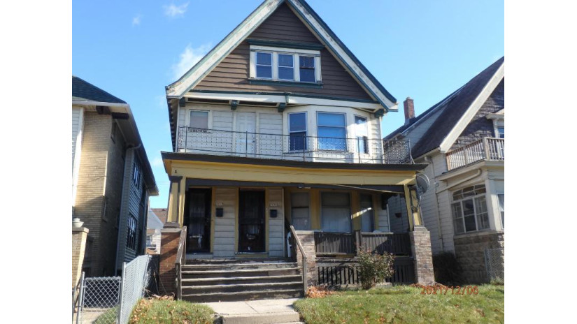 3056 N 9th St 3058 Milwaukee, WI 53206 by Redevelopment Authority City of MKE $18,500