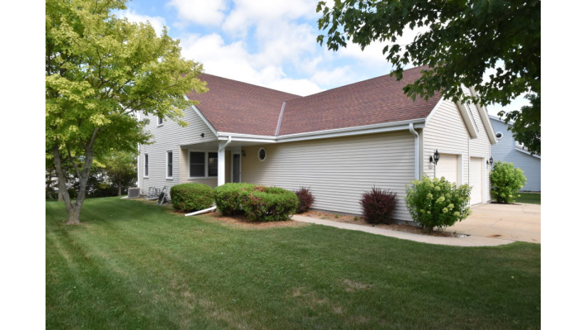 2012 Madera St 2014 Waukesha, WI 53189 by Shorewest Realtors $350,000