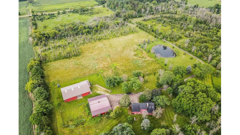 N5349 N Helenville Rd Farmington, WI 53137 by RE/MAX Realty Center - 262-893-5555 $650,000