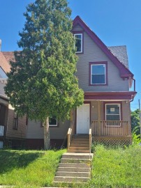 2900 N 19th St, Milwaukee, WI 53206