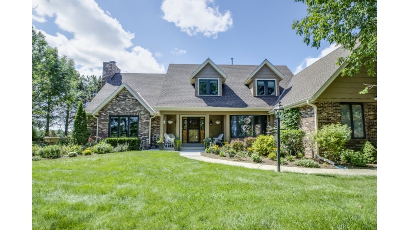 N116W12899 Elm Ln Germantown, WI 53022 by Shorewest Realtors $799,000