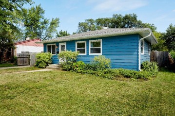 8445 14th Ave, Kenosha, WI 53143-6342