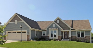 2036 Willow Pond Way, Port Washington, WI 53024